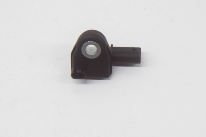 Senzor de impact lateral st&acirc;nga BMW X1 F48 2017 OEM: 9196100 12479867