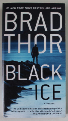 BLACK ICE by BRAD THOR , A THRILLER , 2022 foto