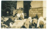 4850 - ETHNIC women in front the Church - old postcard, real Photo - unused 1917, Necirculata, Fotografie