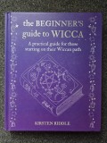 THE BEGINNER&#039;S GUIDE TO WICCA