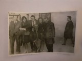 Fotografie dimensiune CP cu grup din Brașov &icirc;n 1970