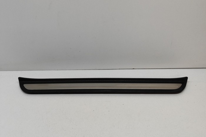 Ornament prag KIA XCEED CD 2020 OEM: 85884-J7000,85883-J7000WK | 28098756