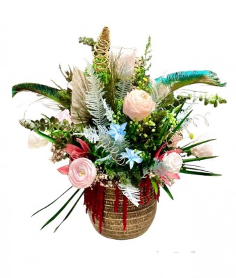 Aranjament floral personalizabil cu bujori, trandafiri si plante naturale criogenate si stabilizate foto