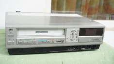 Video recorder VHS SHARP VC385