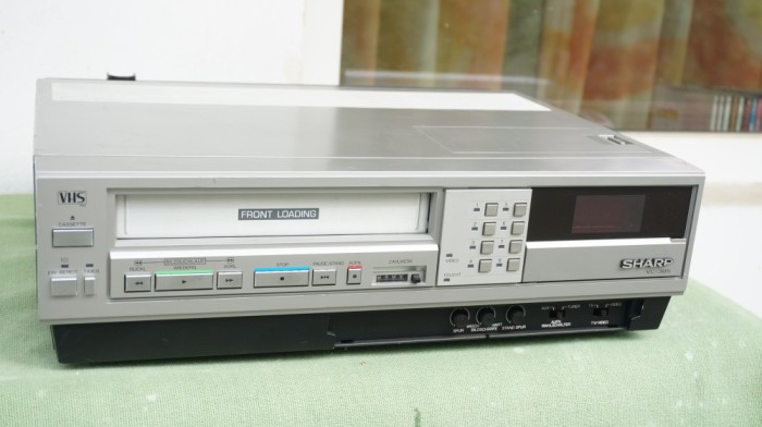 Video recorder VHS SHARP VC385