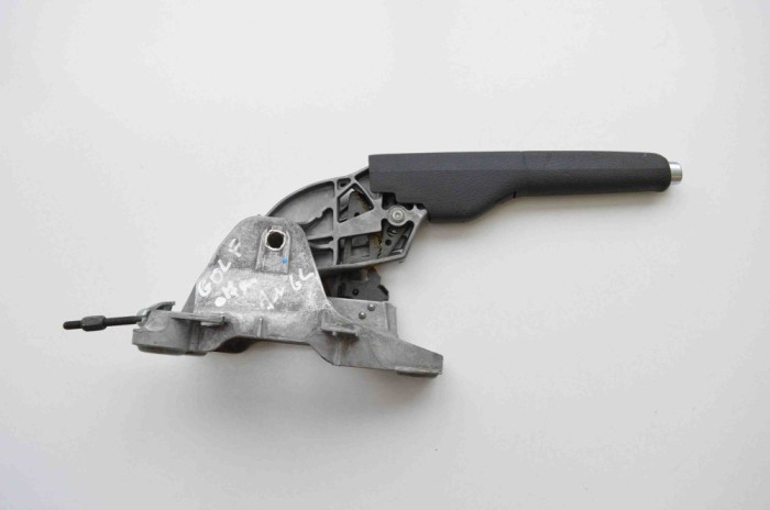 M&acirc;ner fr&acirc;nă de m&acirc;nă VW GOLF V 1K1 2007 OEM: 1K0.711.303H,1J0947561 1840762