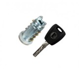 Butuc usa Topautochei&reg; pentru Fiat Doblo Punto etc, cheie inclusa