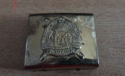 QW14 - Pafta militara - comunism - auriu - piesa de colectie foto