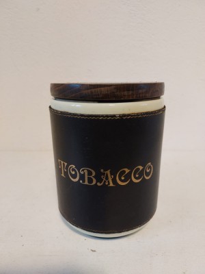 Borcan / vas ceramic vintage, imbracat in piele (sintetica) imprimata cu TOBACCO, capac de lemn si pluta foto