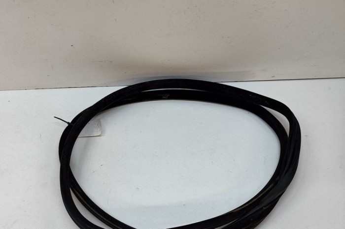 Garnitura ușă st&acirc;nga față LAND ROVER RANGE ROVER EVOQUE L538 2015 OEM: BJ32-20708-A | 30377014