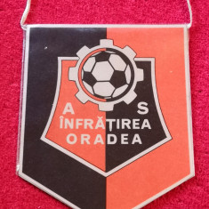 Fanion fotbal - AS "INFRATIREA" ORADEA (11.5x9.5 cm)