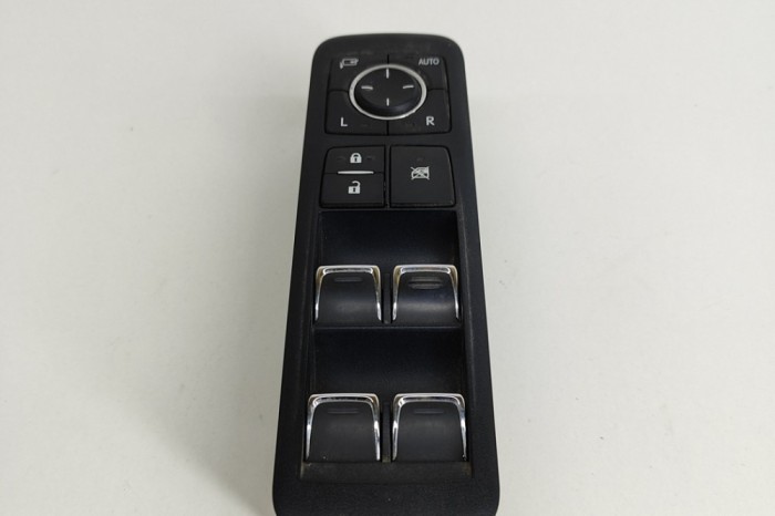 Buton geam ușă dreapta față LEXUS RX _L2_ 2018 OEM: 84040-48220 | 22364018