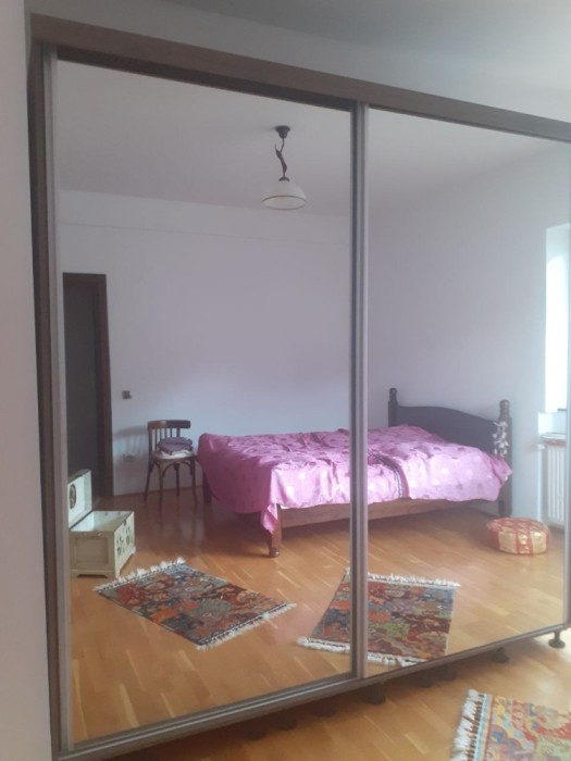 Se vinde dressing elegant