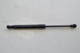 Amortizor capota dreapta față AUDI A1 8X1, 8XK 2016 OEM: 8X0823359 2338821