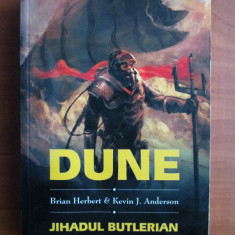 Brian Herbert - DUNE - Jihadul butlerian ( TRILOGIA LEGENDELOR - CARTEA ÎNTÎI )