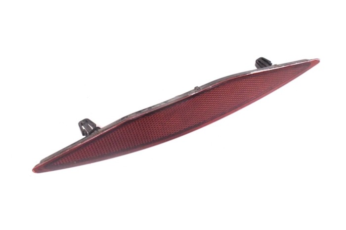Reflector bara de protecție dreapta spate VW GOLF VII 5G1, BQ1, BE1, BE2 2015 OEM: 5G0945106 | 14220940