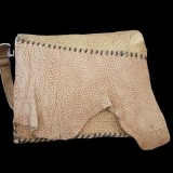 Geantă Crossbody UNICAT &ndash; Piele de Cămilă &ndash; Artizanat original direct din Burkina Faso*Livrare gratuita