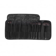 Set 24 pensule make-up, diferite dimensiuni, husa piele ecologica, negru