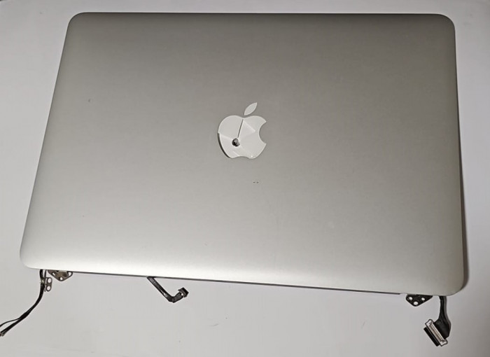 Capac Display Apple MacBook A1502 Late 2013 cu balamale si cabluri