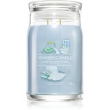 Yankee Candle A Calm &amp; Quiet Place lum&acirc;nare parfumată Signature 567 g