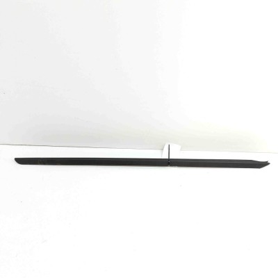 Ornament vertical parbriz dreapta VW ID.4 E21 2022 OEM: 11A854328 foto