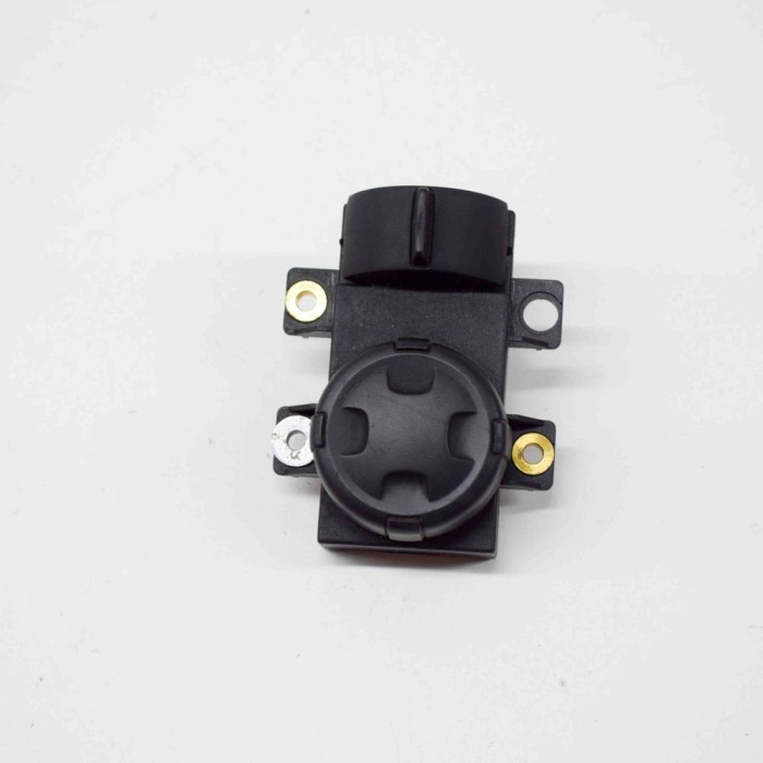 Buton de control scaun dreapta AUDI A8 D3 4E2, 4E8 2003 OEM: 4E0959778 | 13940526