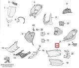 Carena laterala dreapta spate originala Peugeot Vivacity 3 L &acirc;&euro;&ldquo; Vivacity 3 L Sportline 2T - Vivacity 3L 4T 50cc (rosie)
