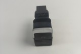 Buton fr&acirc;nă de m&acirc;nă VW PASSAT Variant B8 3G5 2018 OEM: 3G0927225 30480296