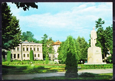 AMS - ILUSTRATA 764 PITESTI - VEDERE DIN PARCUL VASILE ROAITA 1975, CIRCULATA foto