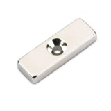 Magnet puternic neodim bloc 30mm x 10mm x 5mm, cu orificiu