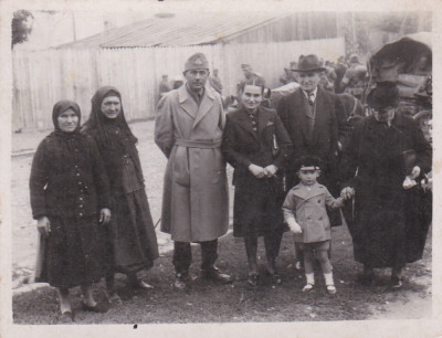FOTOGRAFIE FAMILIE ~ 1 Aug.1941 ~ DIM.85 X 65 mm. foto