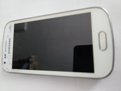 Telefon Samsung Galaxy S3 mini alb La Fleur i8190 folosit cu garantie foto