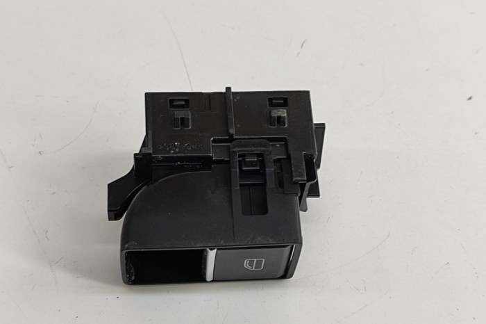 Buton geam ușă dreapta spate MAZDA CX-30 DM 2023 OEM: BDGF-66-370 29831767