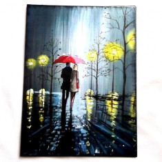 Tablou pe panza cu indragostiti in ploaie sub o umbrela rosie, 36164
