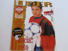 Revista fotbal - &amp;quot;LIDER&amp;quot; din Spania (ianuarie 1998)-poster jucatorul De la PENA foto
