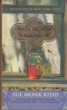 AS - SUE MONK KIDD - VIATA SECRETA A ALBINELOR