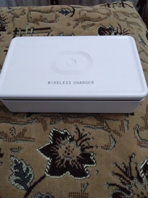 Incarcator wireless + cutie de sterilizare foto