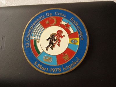 1978 Insigna -Campionatul de cros Istanbul foto