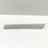 Ornament panou ușă dreapta față VW TOUAREG 7P5 2013 OEM: 7P6867440C 32753382