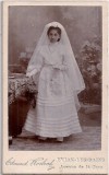 Fotografie tip CDV - perioada interbelica, reprezentand o femeie