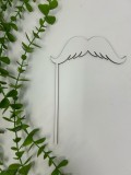 Props in forma de mustata din MDF