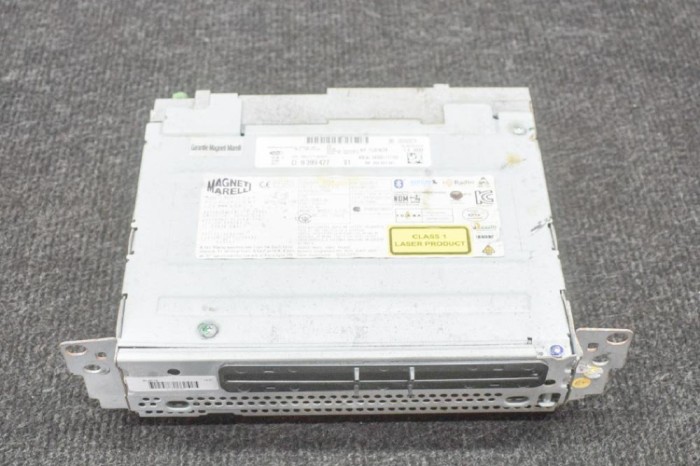 Unitate radio CD navigație BMW 3 F30, F80 2015 OEM: Sedan | 11372679