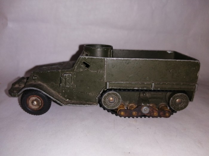 bnk jc Dinky 822 M3 Half Track