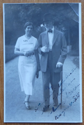 Autograf Maresal Alexandru Averescu pe fotografie impreuna cu sotia, 1935 , rama foto