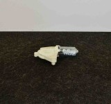 Motor macara geam ușă dreapta față AUDI Q5 FY 2018 OEM: 5Q4959802 2604561