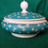 BOMBONIERA DIN PORTELAN CU CAPAC - AL-KA - GERMANIA anii &#039;50