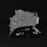 &Icirc;ncuietoare ușă st&acirc;nga față AUDI A3 8V1, 8VK 2012 OEM: 8X2837015 2154651