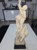 Superba sculptura Rapirea sabinelor