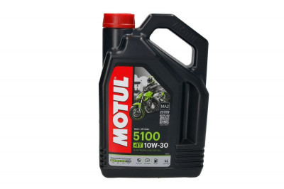 (PL) Olej silnikowy 4T 4T MOTUL 5100 SAE 10W30 4l SM JASO MA-2 Semi-synthetic enriched with esters foto