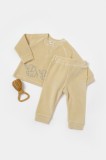 Cumpara ieftin Set bluzita si pantaloni Elefant, 80%bumbac organic si 20% poliester - Stone, BabyCosy (Marime: 18-24 Luni)